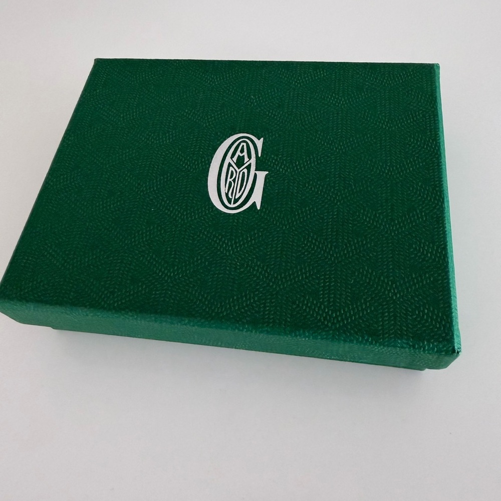 Goyard Matignon PM Gray Zip Wallet - Picture 4 of 12